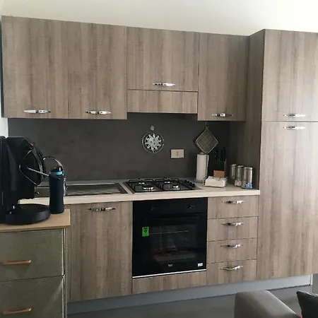 Modern In 30 M² Air Conditioning Apartment Trapani