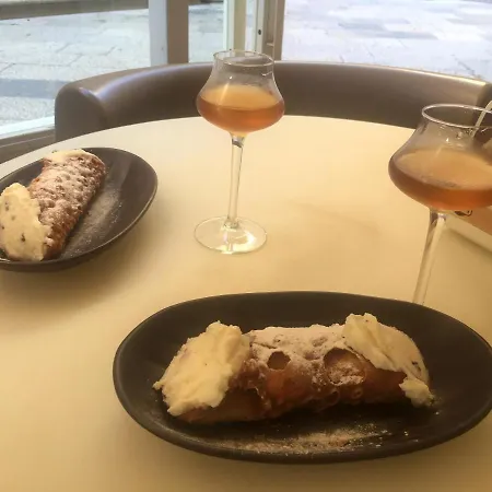 Modern In - 30 M² - Air Conditioning * トラーパニ